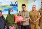 Bantuan Pangan Pokir DPRD Disalurkan ke Warga Dutohe, Syamsir: Saya Titip Masyarakat ke Gubernur