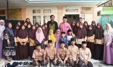 Datang dan Makan Bersama Anak Yatim, Ini Pesan Ketua DPRD Gorontalo
