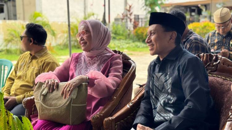 Syamsir Djafar Kiayi Hadiri Halal bi halal Keluarga Besar Uloli Serumpun, Tekankan Pentingnya Silaturahmi