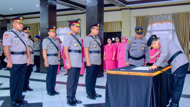 Empat Pejabat Utama Polda Gorontalo Berganti, Simson Zet Ringu Jadi Wakapolda Riau