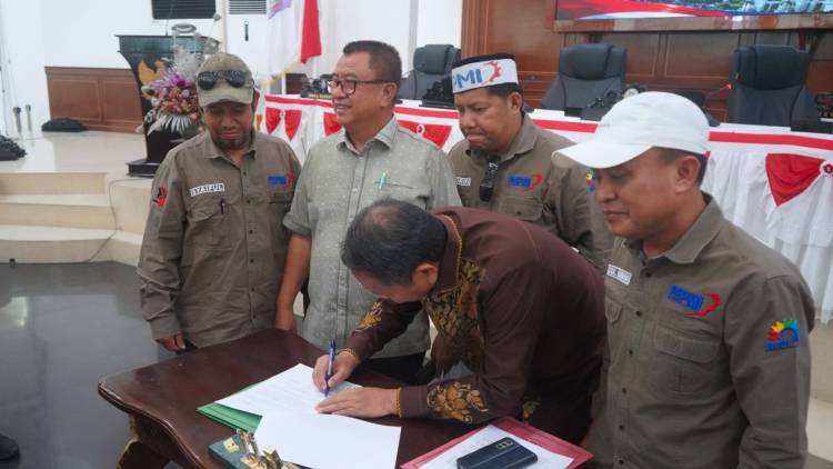 Suara Buruh Dibawa ke Jakarta, DPRD Gorontalo Teken Rekomendasi FSPMI